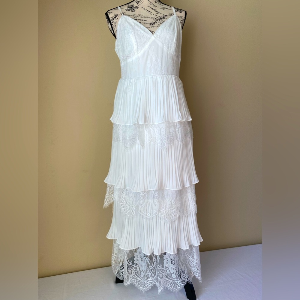 Preloved LULU White Tiered Dress Sz L Org $99